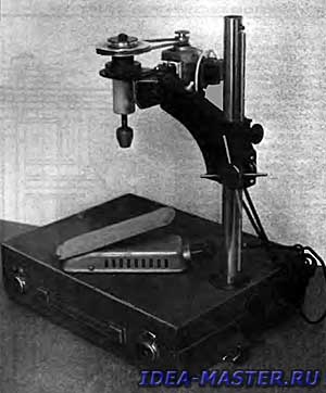 Homemade universal drilling machine made of photo enlarger